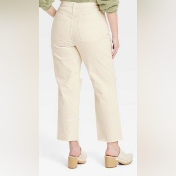 Universal Thread Women's Vintage Straight Vintage Retro Jeans - Picture 2 of 7